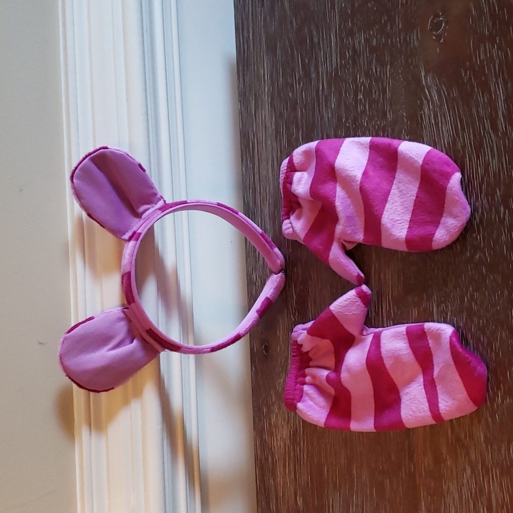 Kitten Costume mittens and headband
